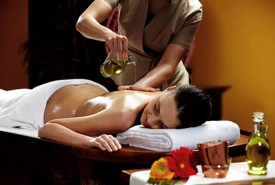 Abhyanga (Oil Massage) image